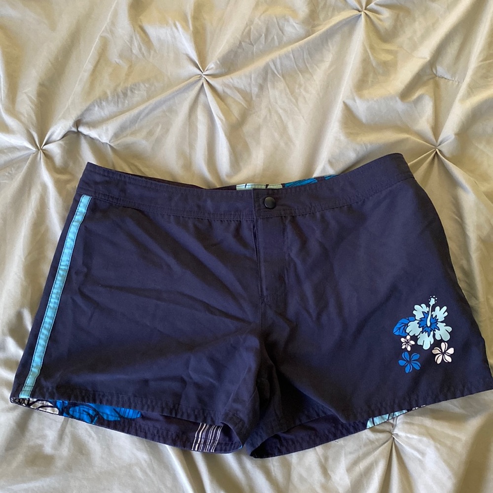 OP size 9 junior reversible board shorts